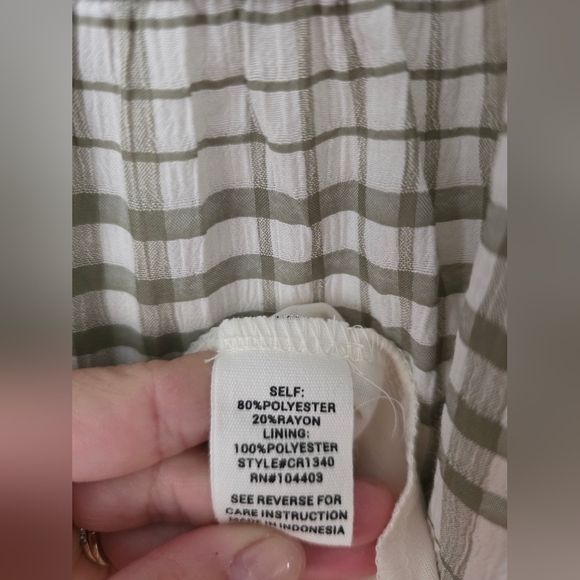 Green Plaid Puff Long Sleeve Dress - Picture 5 of 7